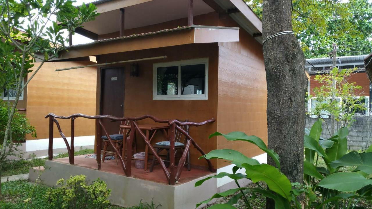 Lanta Dareen Resort Ko Lanta Стая снимка